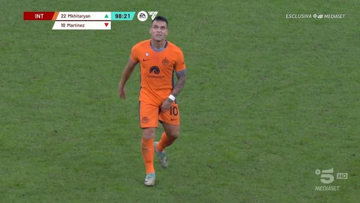 Inter, ansia Lautaro: si tocca l’adduttore, coscia fasciata in panchina - immagine 1