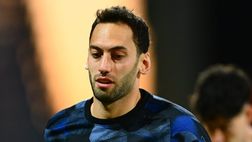 UFFICIALE – La prima diagnosi sull’infortunio di Calhanoglu: il comunicato dell’Inter