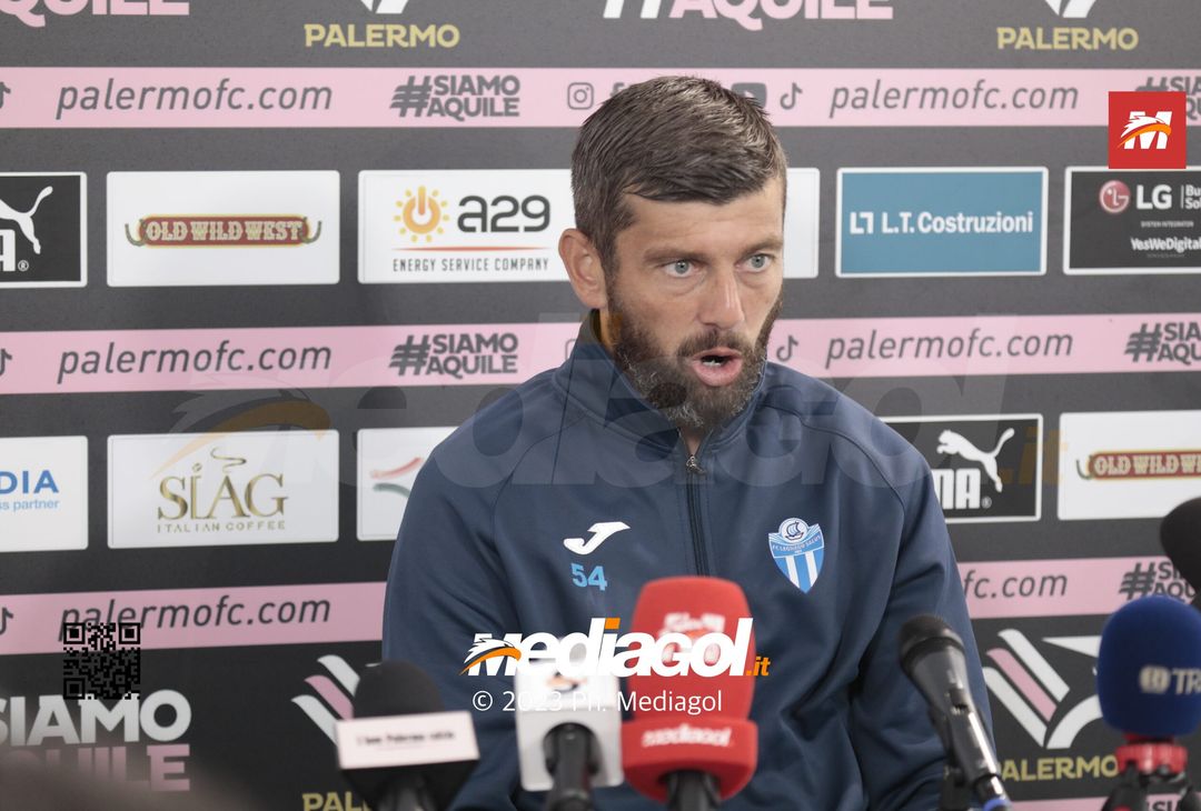 FOTO Palermo-Pinzolo 1-1, la gallery delle conferenze dei tecnici Corini e Donati - immagine 7