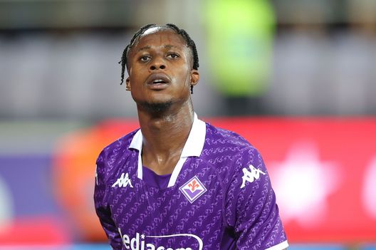 FLORENCE, ITALY - AUGUST 27: Christian Michael Kouakou Kouamé of ACF Fiorentina shows hid dejection during the Serie A TIM match between ACF Fiorentina and US Lecce at Stadio Artemio Franchi on August 27, 2023 in Florence, Italy. (Photo by Gabriele Maltinti/Getty Images) Fiorentina-Rapid Vienna, le formazioni ufficiali: solo una sorpresa per Italiano- immagine 2