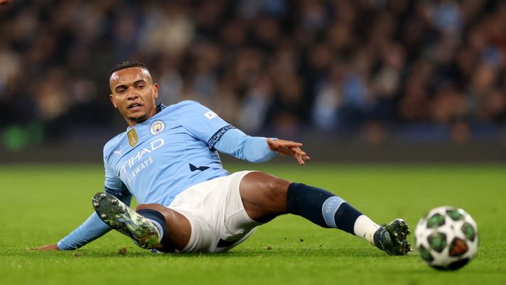 MANCHESTER, ENGLAND - FEBRUARY 11: Manuel Akanji of Manchester City during the UEFA Champions League 2024/25 League Knockout Play-off first leg match between Manchester City and Real Madrid C.F. at Manchester City Stadium on February 11, 2025 in Manchester, England. (Photo by Carl Recine/Getty Images) milan-jimenez-dovbyk-musah-chukwueze-rabiot-vlahovic-nkunku-akanji-kiwior-fabrizio-romano-matteo-moretto-rassegna-stampa-calciomercato-news-ultima-ora