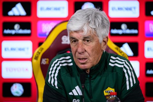 ROME, ITALY - APRIL 09: AS Roma coach Gian Piero Gasperini during the press conference at Centro Sportivo Fulvio Bernardini on April 09, 2026 in Rome, Italy. (Photo by Luciano Rossi/AS Roma via Getty Images) Roma Gasperini