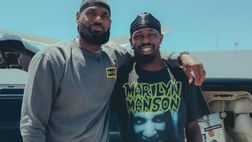 Incontro a L.A.: Inter, Thuram e il selfie con LeBron James | VIDEO