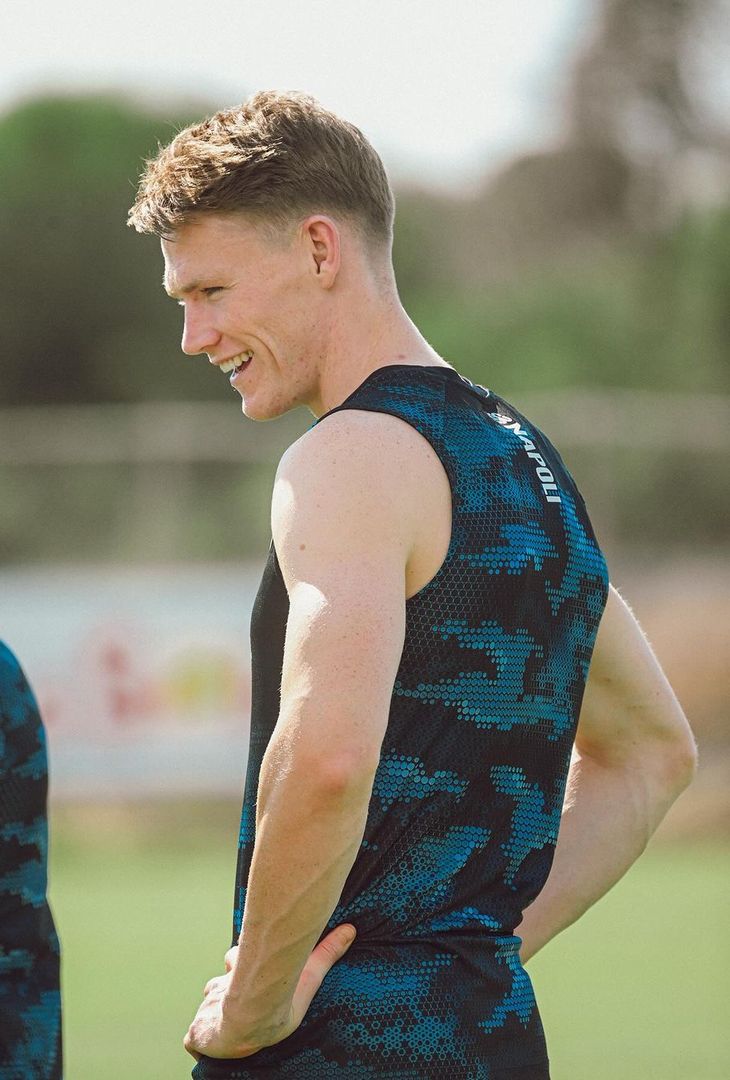 GALLERY Fatica e sorrisi: le foto del primo allenamento di Gilmour e McTominay - immagine 2