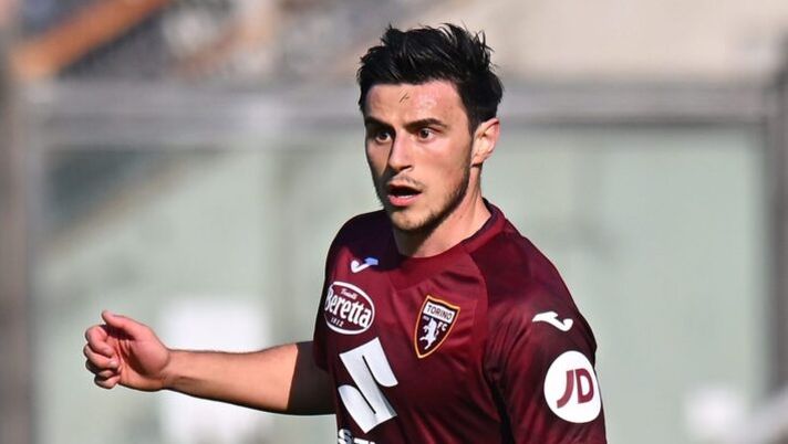 PARMA, ITALY - MARCH 08: Eljif Elmas of Torino during the Serie A match between Parma and Torino at Stadio Ennio Tardini on March 08, 2025 in Parma, Italy. (Photo by Alessandro Sabattini/Getty Images) Elmas: “Volevo tornare in Italia, contento del Torino. Futuro? Lo decide il presidente” - immagine 1