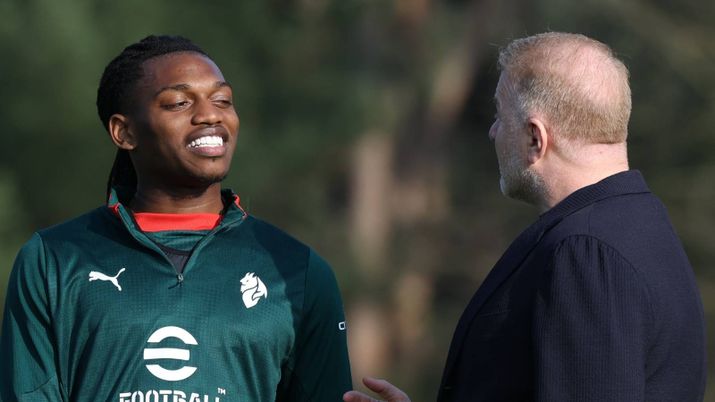 Rafael Leao, attaccante AC Milan, a Milanello con il direttore sportivo dei rossoneri, Igli Tare