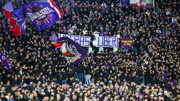 GERMOGLI PH: 26 OTTOBRE 2025 FIRENZE STADIO ARTEMIO FRANCHI SERIE A FIORENTINA VS BOLOGNA NELLA FOTO TIFOSI FERROVIA Tifosi