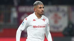 Fiorentina, Dodo fuori dal centro sportivo: “Ecco quando tornerò in campo”