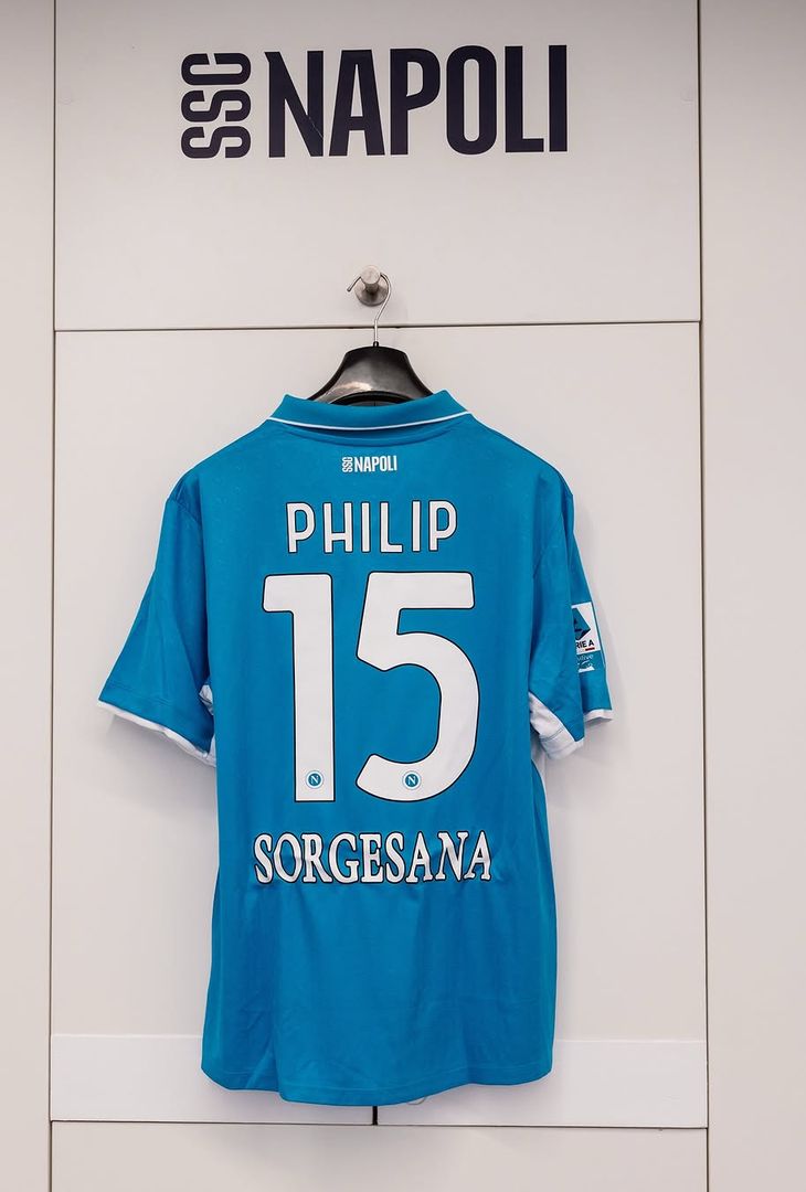 GALLERY Lo spogliatoio azzurro è pronto per Napoli-Juventus: c’è una novità - immagine 2