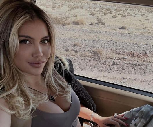 Mondiale per club, Wanda confessa: “Sto chattando con un calciatore che è lì. Quale? Non…” Mondiale per club, Wanda confessa: “Sto chattando con un calciatore che è lì. Quale? Non…” - immagine 1