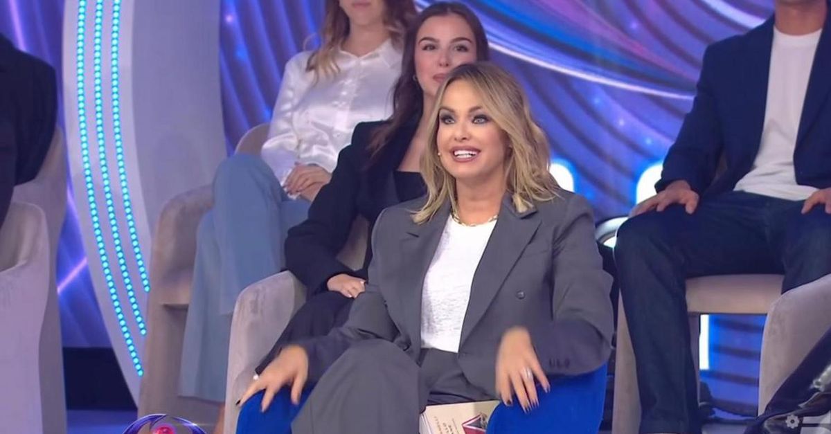 Sonia Bruganelli sul tradimento a Bonolis: “Nomi lanciati a caso. Non lo rifarei perché…”