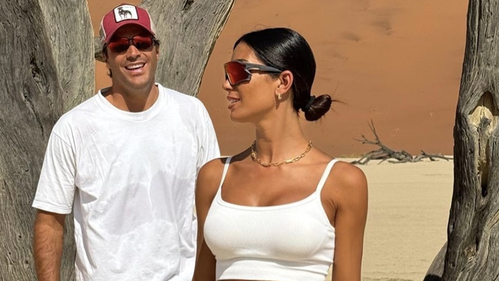 Federica Nargi, vacanza in Namibia: fisico mozzafiato per lady Matri Federica Nargi, vacanza in Namibia: fisico mozzafiato per lady Matri - immagine 1