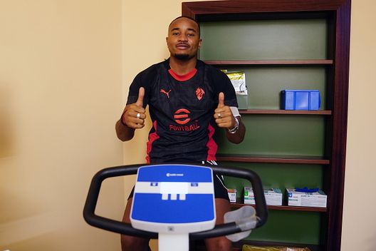 MILAN, ITALY - AUGUST 28: Christopher Nkunku, AC Milan new signing, arrives at the Madonnina Clinic for medical tests on August 28, 2025 in Milan, Italy. (Photo by AC Milan/AC Milan via Getty Images) 3-5-2