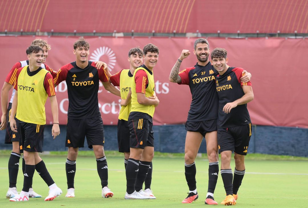 Ripresa a Trigoria, Belotti e Spinazzola guidano i ‘bambini’ – FOTO GALLERY- immagine 1