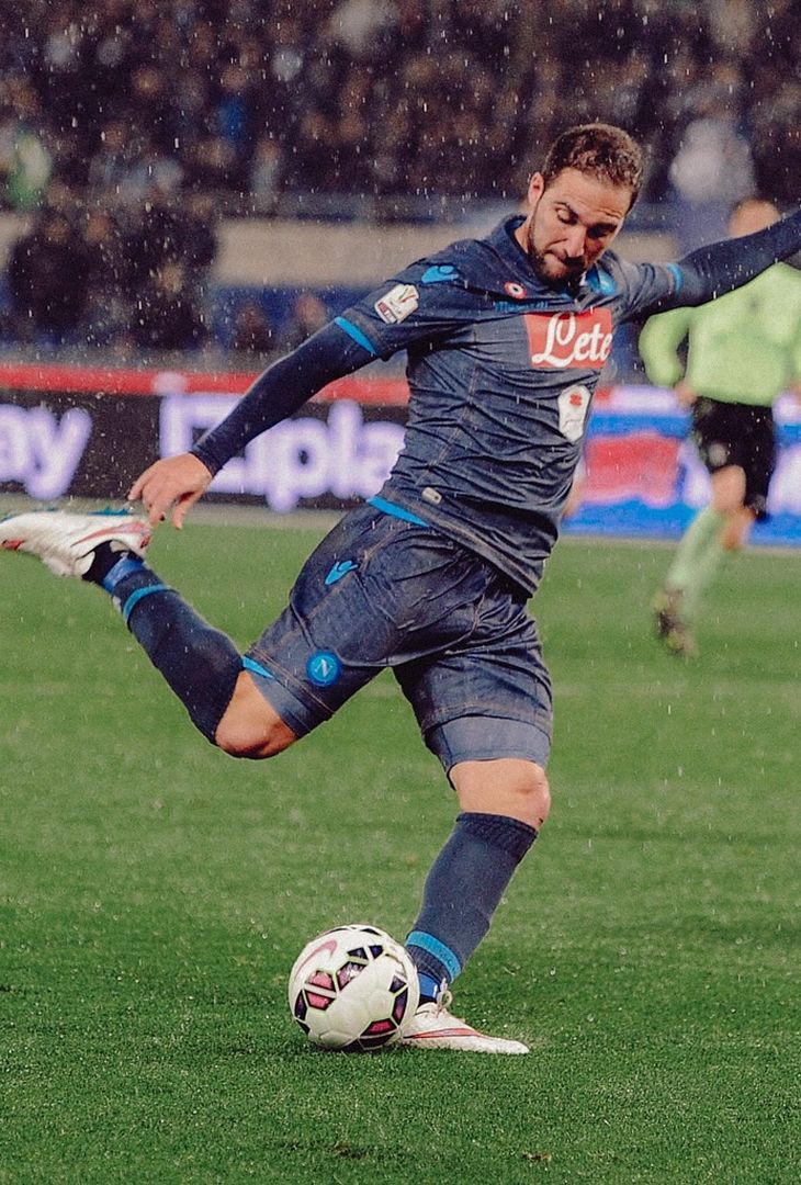 GALLERY Il Napoli ricorda i match contro la Lazio: gli scatti più belli del passato - immagine 11