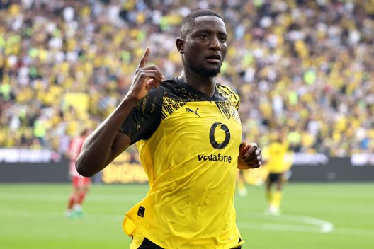 Borussia Dortmund, Guirassy lascia il ritiro della Nazionale: in dubbio per la sfida con il Bayern- immagine 3