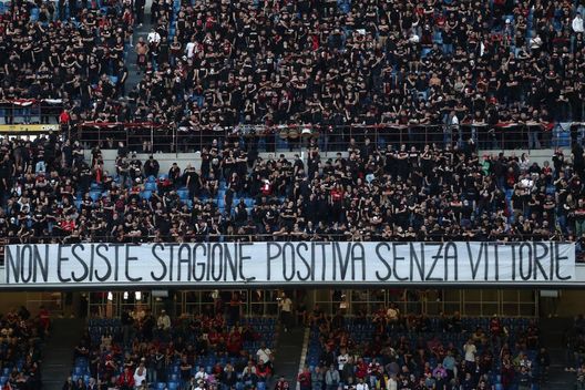 Getty Images Milan, striscioni tifosi per società: “Non esiste stagione positiva senza vittorie- immagine 2