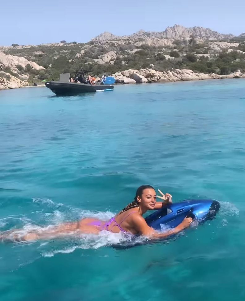 Inter, la sorella di Frattesi infiamma i social: gli scatti di Chiara fanno impazzire i tifosi- immagine 4