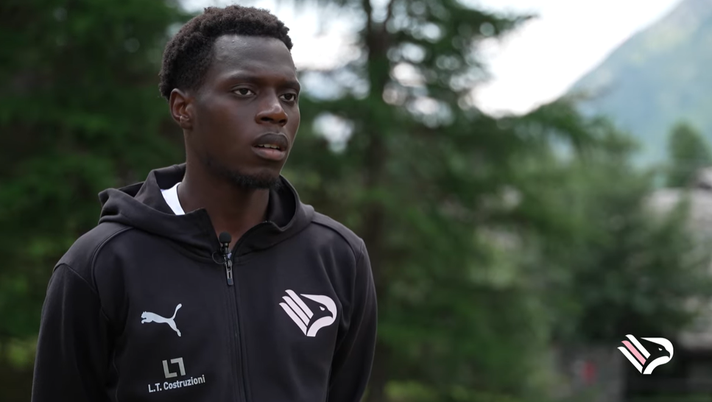 VIDEO Palermo, Gomes: “Stiamo crescendo, dobbiamo soffrire per questa maglia” VIDEO Palermo, Gomes: “Stiamo crescendo, dobbiamo soffrire per questa maglia” - immagine 1