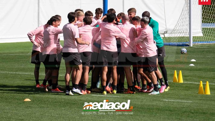 Oxford United-Palermo: info biglietti per assistere all’amichevole Oxford United-Palermo: info biglietti per assistere all’amichevole - immagine 1