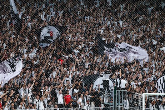 Europa League, Lione-Besiktas già a rischio dopo gli scontri di 7 anni fa: lo striscione degli ultras turchi- immagine 2