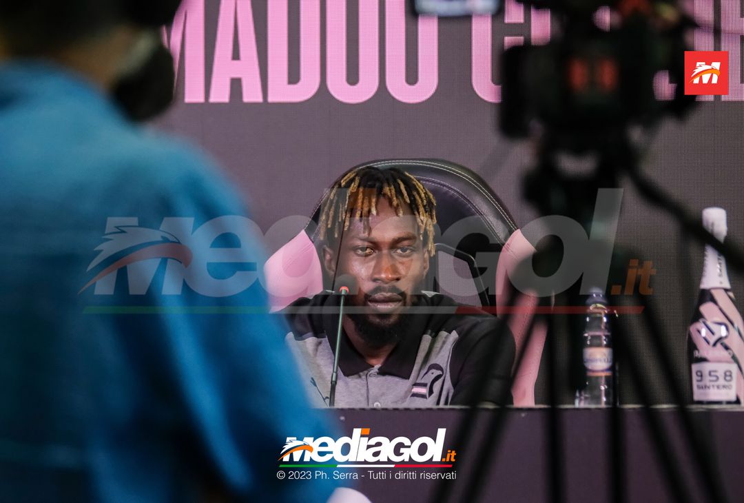 FOTO PALERMO, Mamadou Coulibaly presentato in conferenza stampa (GALLERY) - immagine 9