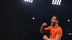 VIDEO / Da Napoleone al “tiro della Tigre”: il gol di Calhanoglu fa impazzire i social