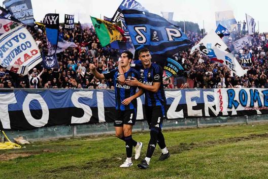 Samuele Angori, giocatore del Pisa (Profilo Instagram ufficiale del Pisa) Pisa serie A