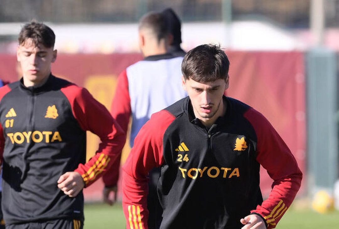 Roma, la ripresa degli allenamenti a Trigoria – FOTO GALLERY - immagine 18