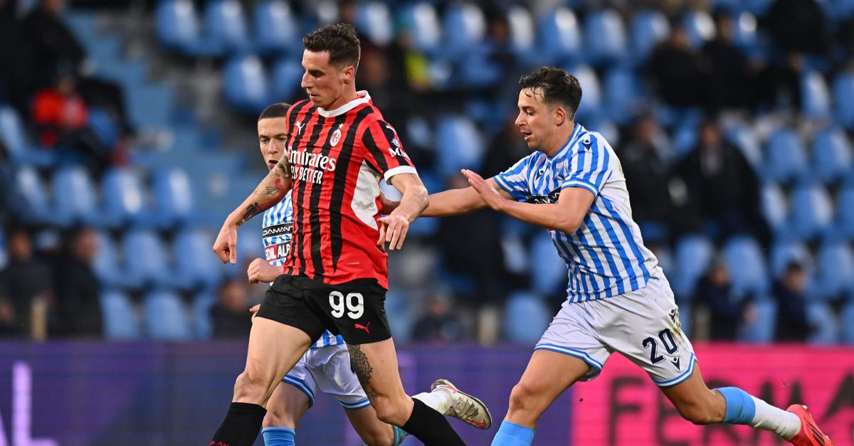Milan Futuro SPAL, Carra amaro: “Dovevamo fare i Playoff, increduli di dove siamo” Milan Futuro SPAL, Carra amaro: “Dovevamo fare i Playoff, increduli di dove siamo”
