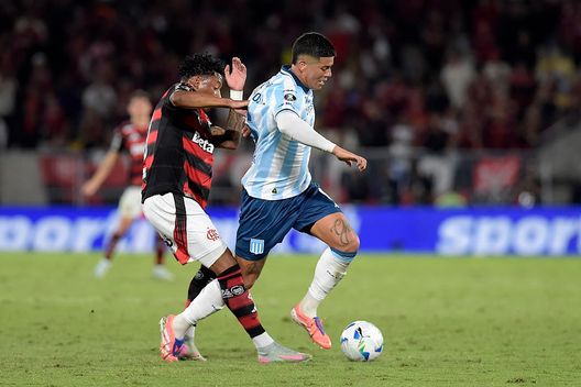 Racing Club, scontro fortuito tra compagni: Rojo rifila una tremenda gomitata a Sosa- immagine 2