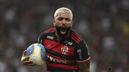Due palloni in campo e il Flamengo passa con Gabigol con un rigore assurdo