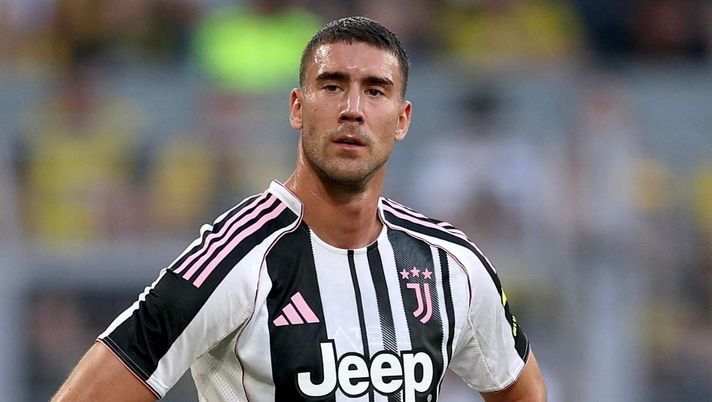 Calciomercato Milan, offerta alla Juventus per Vlahovic: la situazione