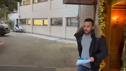 Lazio, Pedro lascia la clinica: “Come sto? Bene, bene” – VIDEO