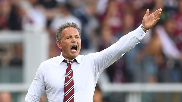 Torino-Sassuolo 3-0, Mihajlovic furioso per il cambio sbagliato: che spintone a Lombardo! - immagine 1