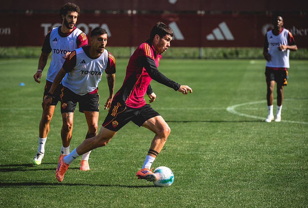 Trigoria, l’allenamento mattutino dei giallorossi – FOTO GALLERY - immagine 7