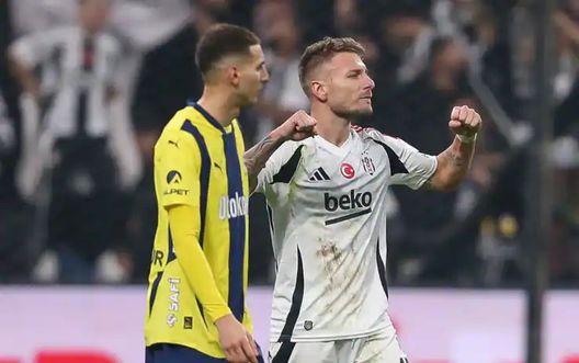 Istanbul, 7 dicembre 2024: Ciro Immobile esulta per la vittoria della sua squadra contro il Fenerbahce. Fenerbahce-Besiktas, Mourinho sfida Solskjaer: il pronostico di DDD- immagine 5