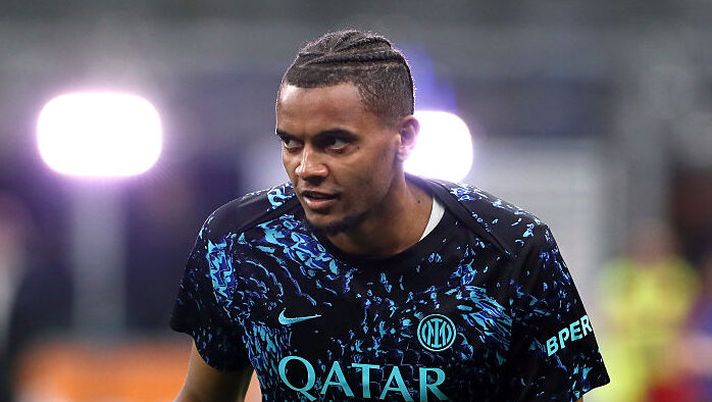 Akanji: “La verità sul Milan e rispondo così sul mio futuro all’Inter! Su Chivu, Bastoni e doblete…” - immagine 1
