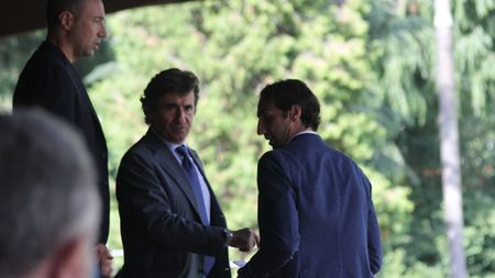 da destra a sinistra Gianmario Specchia, Urbano Cairo ed Emiliano Moretti