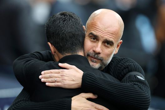 Pep Guardiola, Manchester City, e Mikel Arteta, Arsenal (Foto di Carl Recine/Getty Images) Arsenal-Real Madrid e la chiamata di Arteta a Guardiola: ecco cosa si sono detti- immagine 3