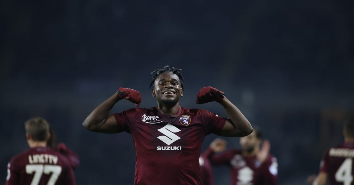 Itália: Torino bate Empoli (1-0) com golo de Zapata