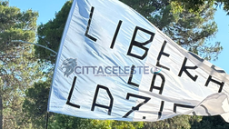 Lazio, continua la protesta: “Non lasceremo lo stadio vuoto ma a Lotito chiediamo…”