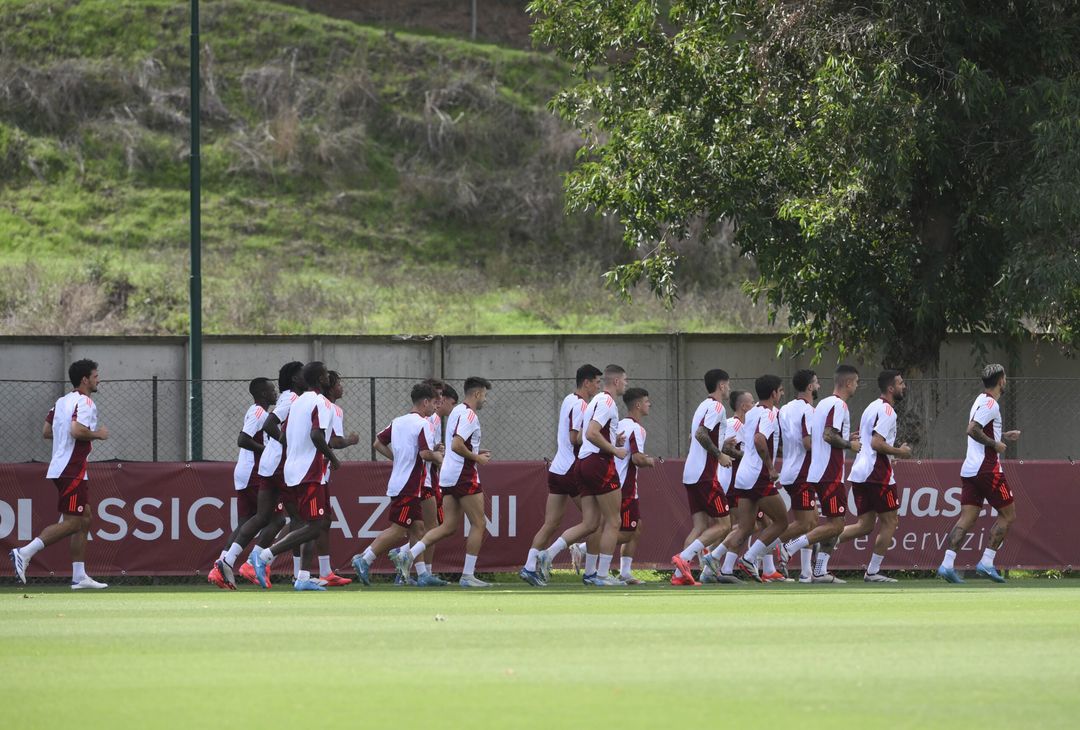 Roma, l’allenamento a Trigoria a due giorni dall’Athletic Bilbao – FOTO GALLERY - immagine 15