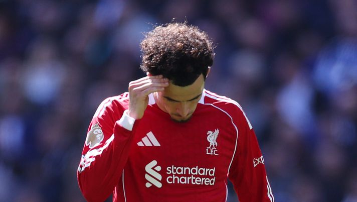 LIVERPOOL, ENGLAND - APRIL 19: Curtis Jones of Liverpool during the Premier League match between Everton and Liverpool at Hill Dickinson Stadium on April 19, 2026 in Liverpool, England. (Photo by Molly Darlington/Getty Images) Mercato, Inter prepara l’affondo finale per Jones: lo vuole per inizio giugno! Tutti i dettagli - immagine 1