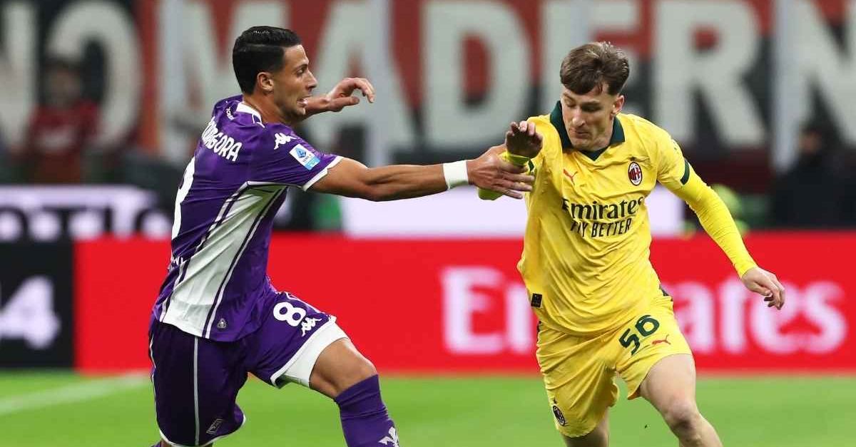 Milan Fiorentina, Saelemaekers: “Allegri, Modric, Rabiot ci hanno portato la mentalità vincente” Milan Fiorentina, Saelemaekers: “Allegri, Modric, Rabiot ci hanno portato la mentalità vincente”
