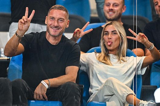 Ilary Blasi e la docufiction “Unica”, c’è la risposta social di Noemi Bocchi: “Non ho…” Ilary Blasi e la docufiction “Unica”, c’è la risposta social di Noemi Bocchi: “Non ho…” - immagine 1