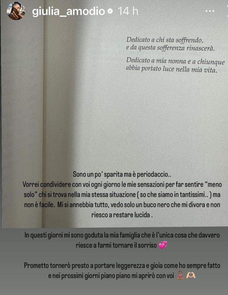 La moglie di Sensi: “Sono un po’ sparita, periodaccio. Vedo solo un buco nero che mi divora e…”- immagine 3