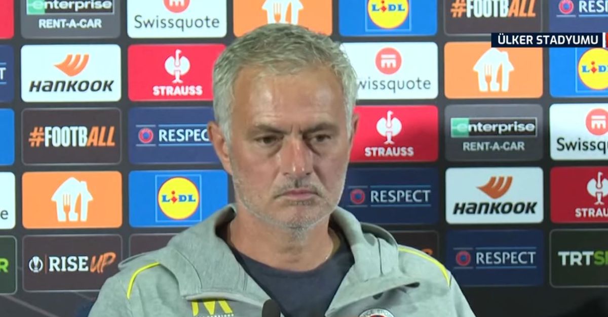 Al Fenerbahce non vedono l’effetto Mourinho? Lo Special One: “A settembre no perché…”