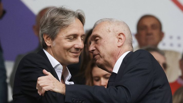 GERMOGLI PH: 2 NOVEMBRE 2025 FIRENZE STADIO ARTEMIO FRANCHI CAMPIONATO SERIE A FIORENTINA VS LECCE NELLA FOTO MENCUCCI E FERARI Condò: “Inutile esonerare Pioli. Serve una persona a Firenze con pieni poteri” - immagine 1