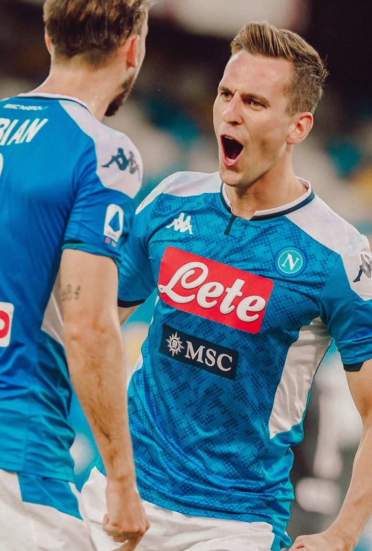 'Napoli-Udinese nel corso degli anni': su Instagram, l'account ufficiale degli azzurri ha pubblicato un carosello di foto con i momenti più importanti degli ultimi quindici match contro i friulani disputatisi al Maradona.